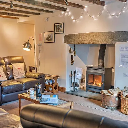 Finest Retreats - Church House & - Sleeps 11 بروتون إن فورنيس